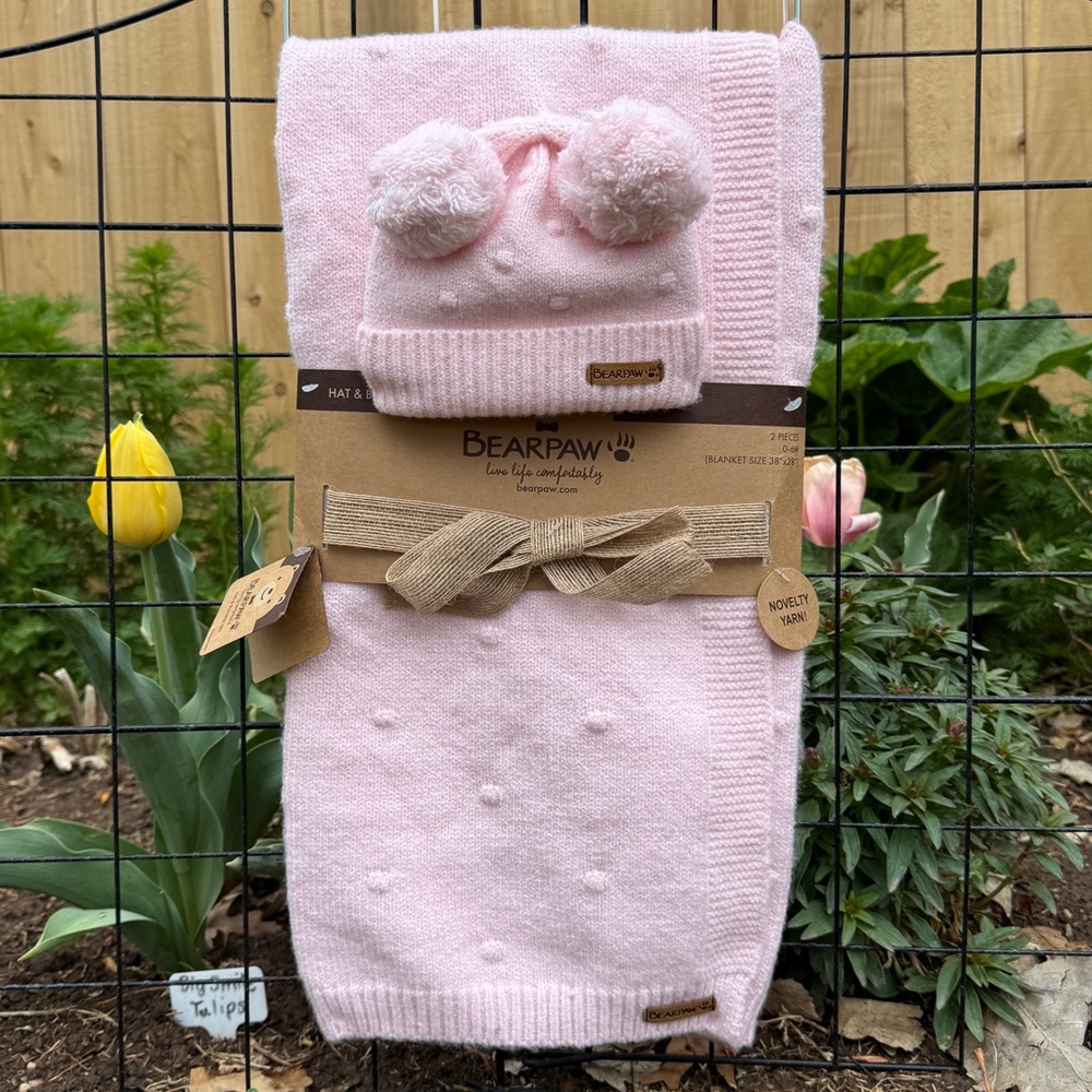 NWOT Bearpaw Pink Baby Hat and Blanket Set